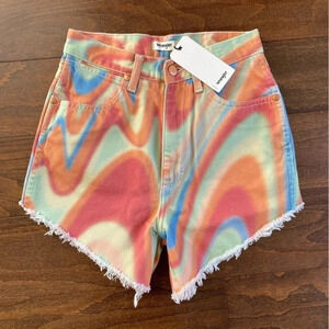 Wrangler Shorts Women’s 26 Wild West 603 Wave Jean Rainbow Energy High Rise
